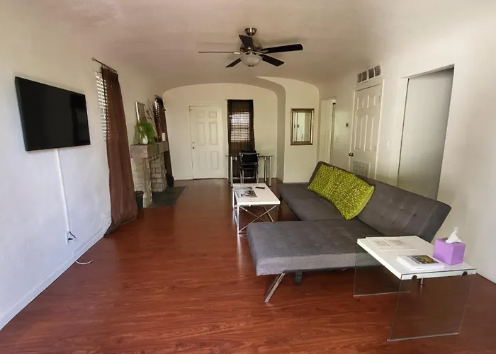 U1 - Entire 2 Bedroom Apt In Dt Phx With Pkg