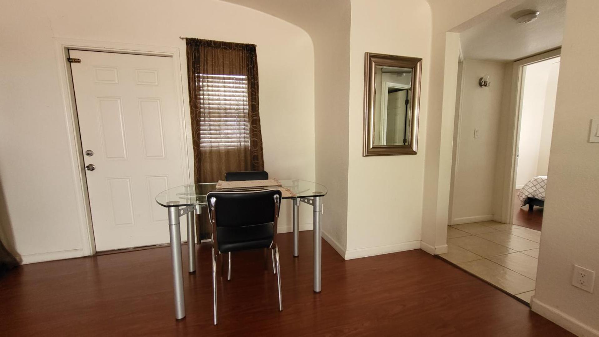 U1 - Entire 2 Bedroom In Dt Phx With Pkg