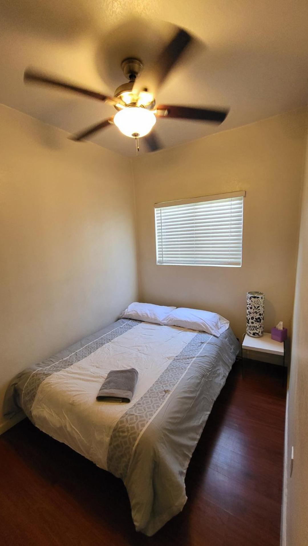 U1 - Entire 2 Bedroom In Dt Phx With Pkg Apartemen
